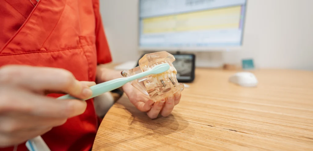 hygiene implant dentaire montferrier sur lez Dentiste à Montferrier-sur-Lez : implants dentaires Eurêka dentaire - Chirurgiens-dentistes à Castelnau-le-Lez