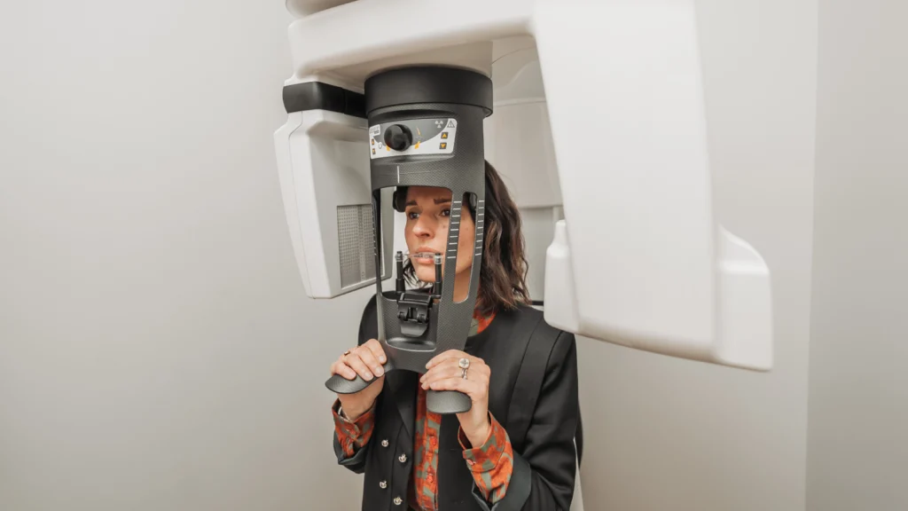 radiographie d d le cres Dentiste à Le Crès : implants dentaires Eurêka dentaire - Chirurgiens-dentistes à Castelnau-le-Lez