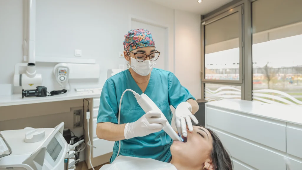 retraitement canalaire dent infectee retraitement canalaire dent infectee Soins des gencives Eurêka dentaire - Chirurgiens-dentistes à Castelnau-le-Lez